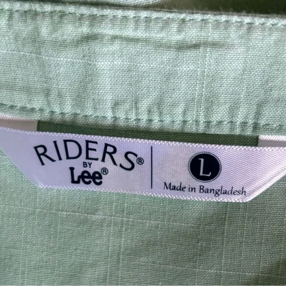 Riders by Lee Womens Mint Green V-Neck Top Roll-Tab Sleeves Large - Picture 4 of 6